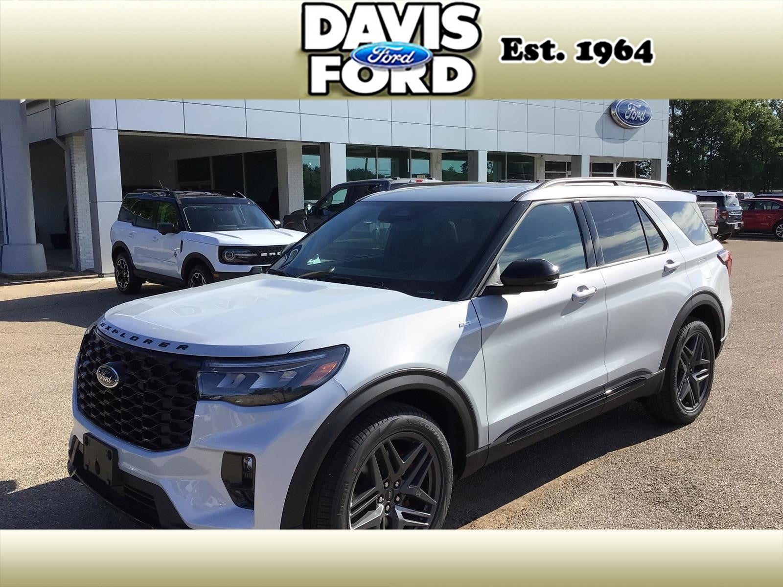 2026 Ford Explorer ST-Line in Space White Metallic — front three-quarter view