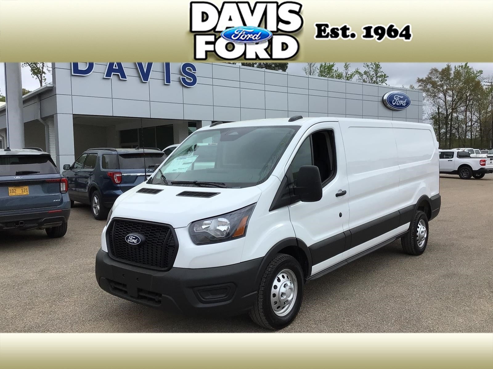2026 Ford Transit 250 in Oxford White Yz — front three-quarter view