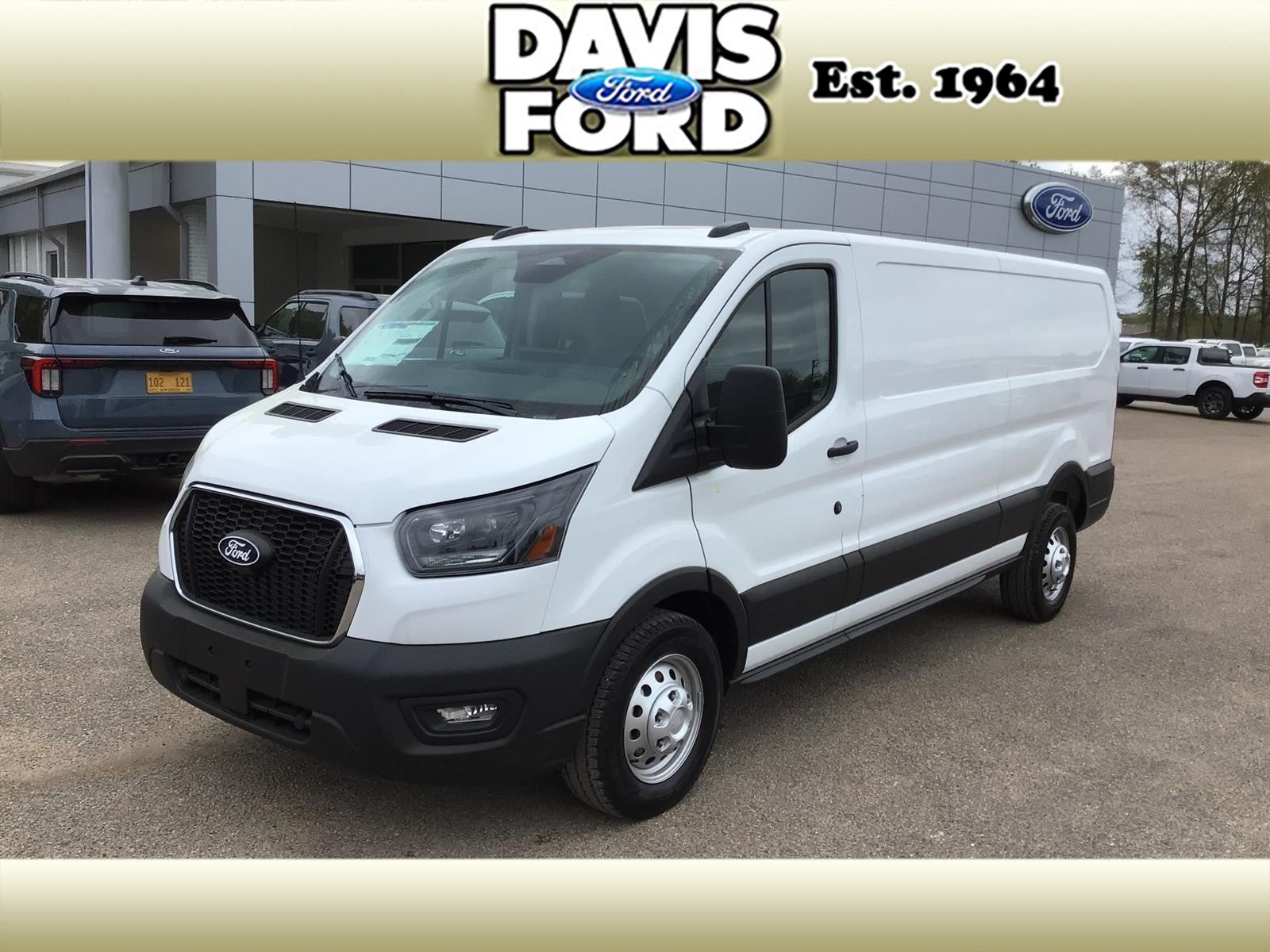 2026 Ford Transit 250 in Oxford White Yz — front three-quarter view